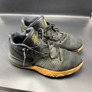 Men Kyrie Basketball Shoes
